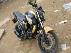 Yamaha FZs